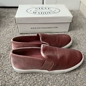 Steve Madden Velvet Feel Slip Ons